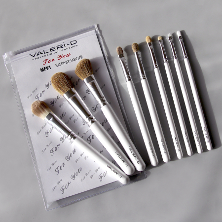 MF91 Набор для макияжа серии "For You"